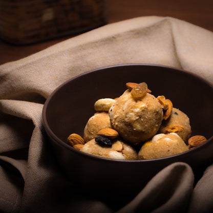 Prem Ka Laddoo (Ghee Dryfruit Dink Laddoos)